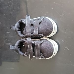Wonder nation size 3 baby shoes